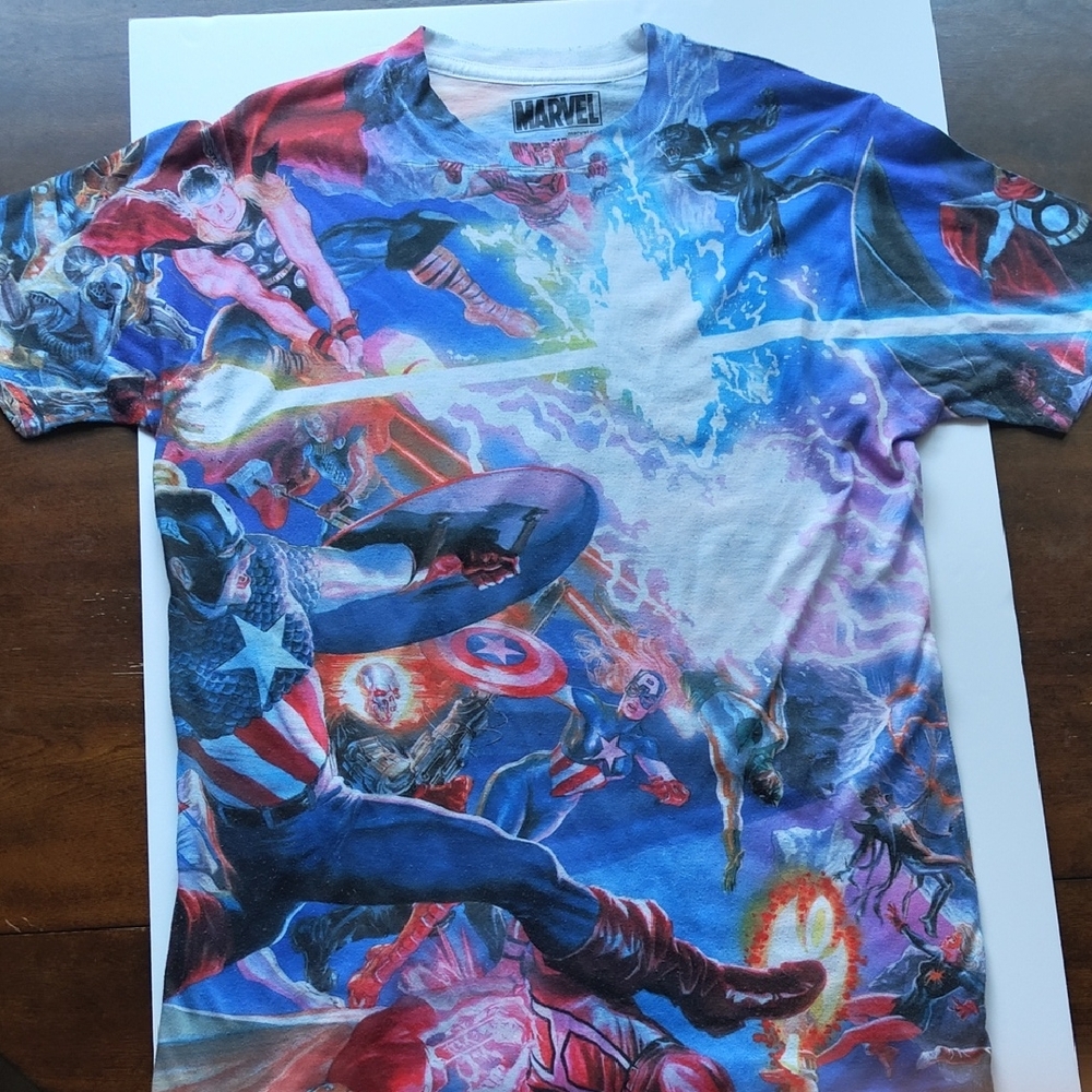 Marvel Heroes Action-Packed T-Shirt - Red, Blue, Black - Medium